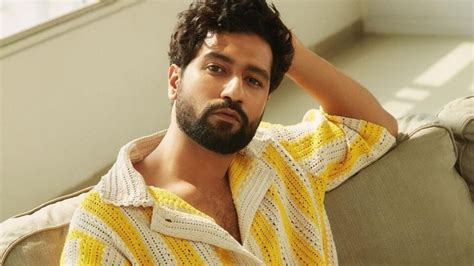  Vicky Kaushal'ın İstanbul Konseri: Bollywood Yakışıklısı Türkiye'yi Fethediyor!